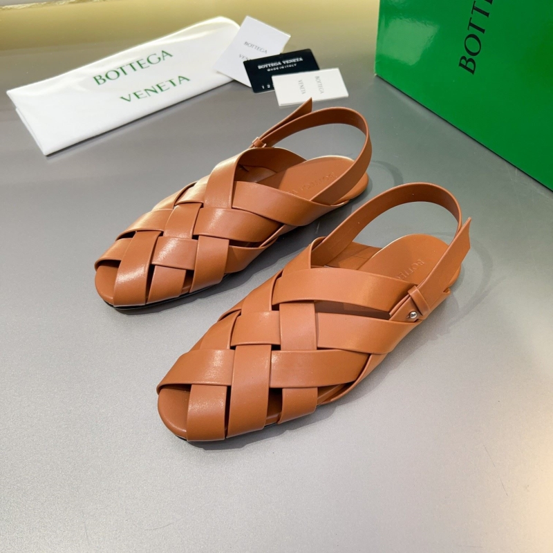 bo*te*ga Ve*ne*ta sandals